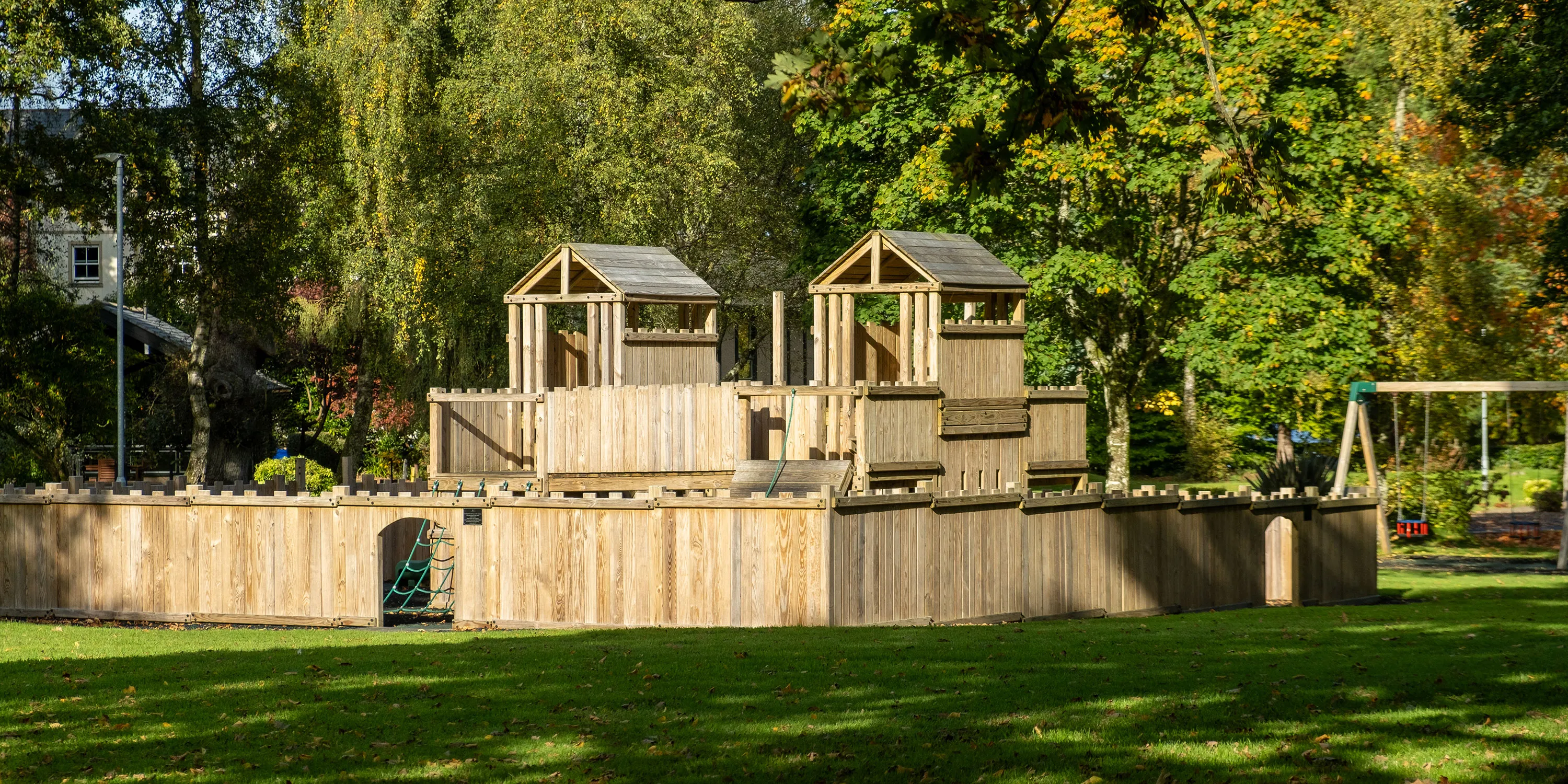 Land, Leisure, Tourism Show image 4